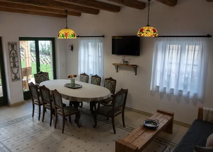 Valyog Vendeghaz דירה *